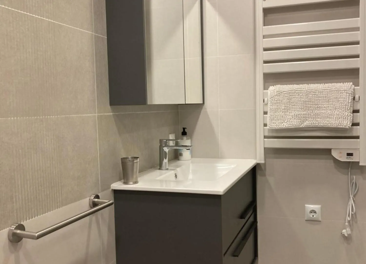 Precioso Apartamento Con Piscina. Pals